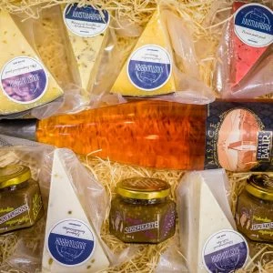 JUUSTUVABRIKU SUUR KINKEKOMPLEKT VEINI JA MOOSIVABRIKU MOOSIDEGA